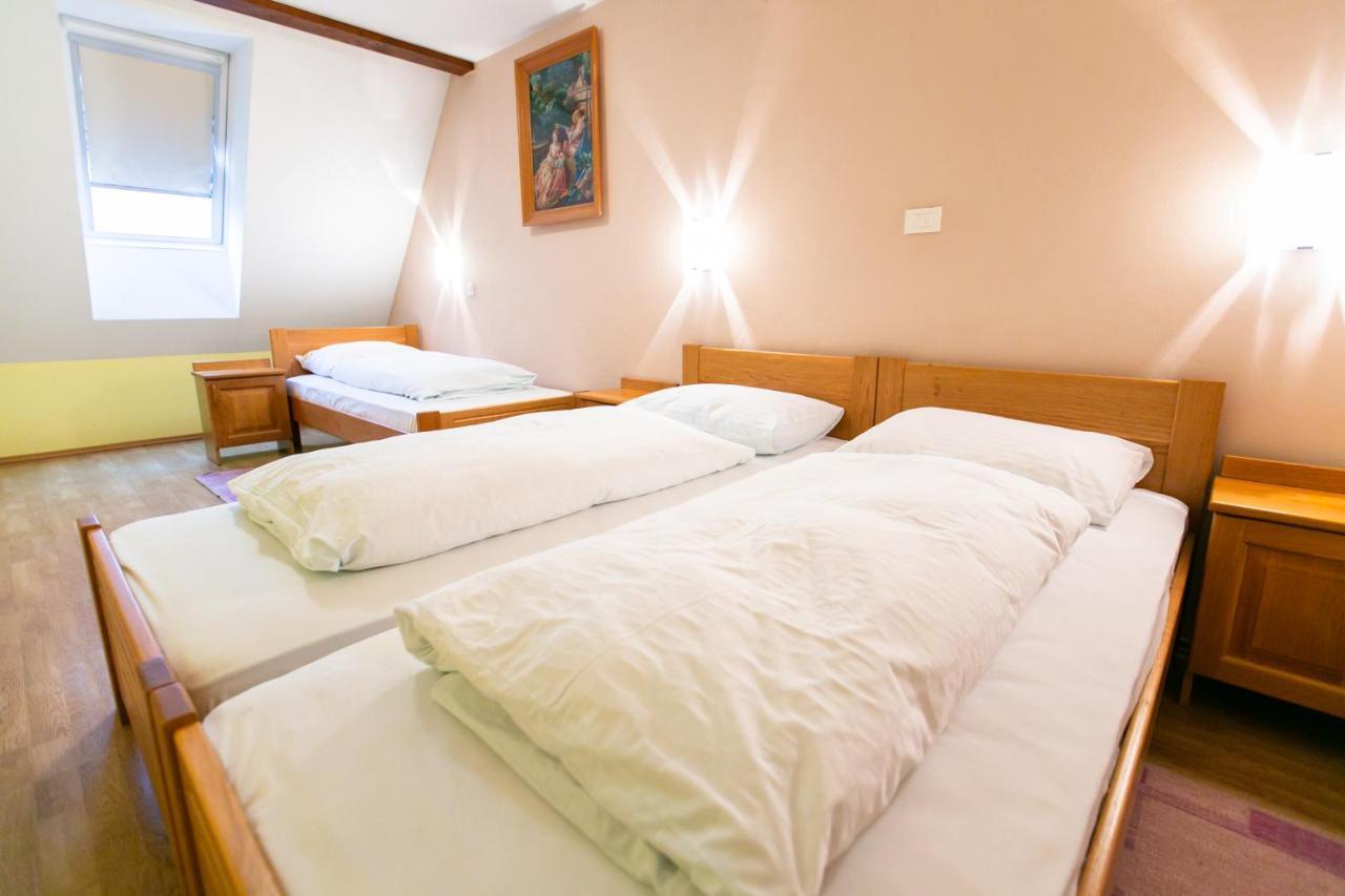 Gostisce Vancar Bovec Ngoại thất bức ảnh